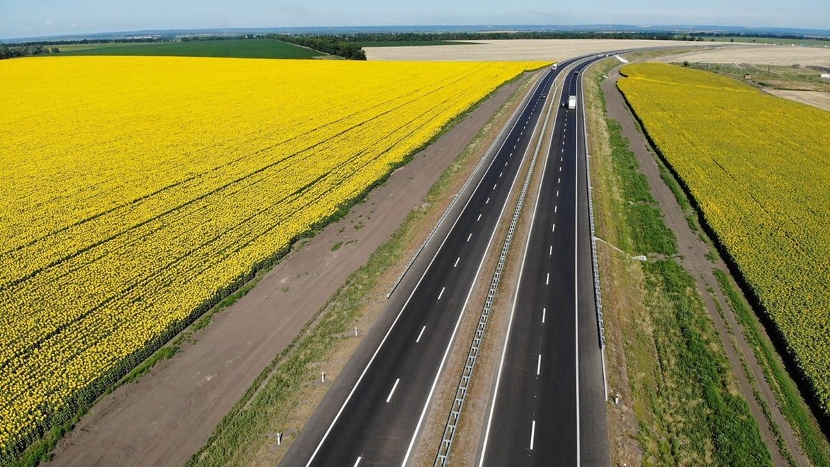 Платные дороги в Украине: где появятся и сколько придётся заплатить