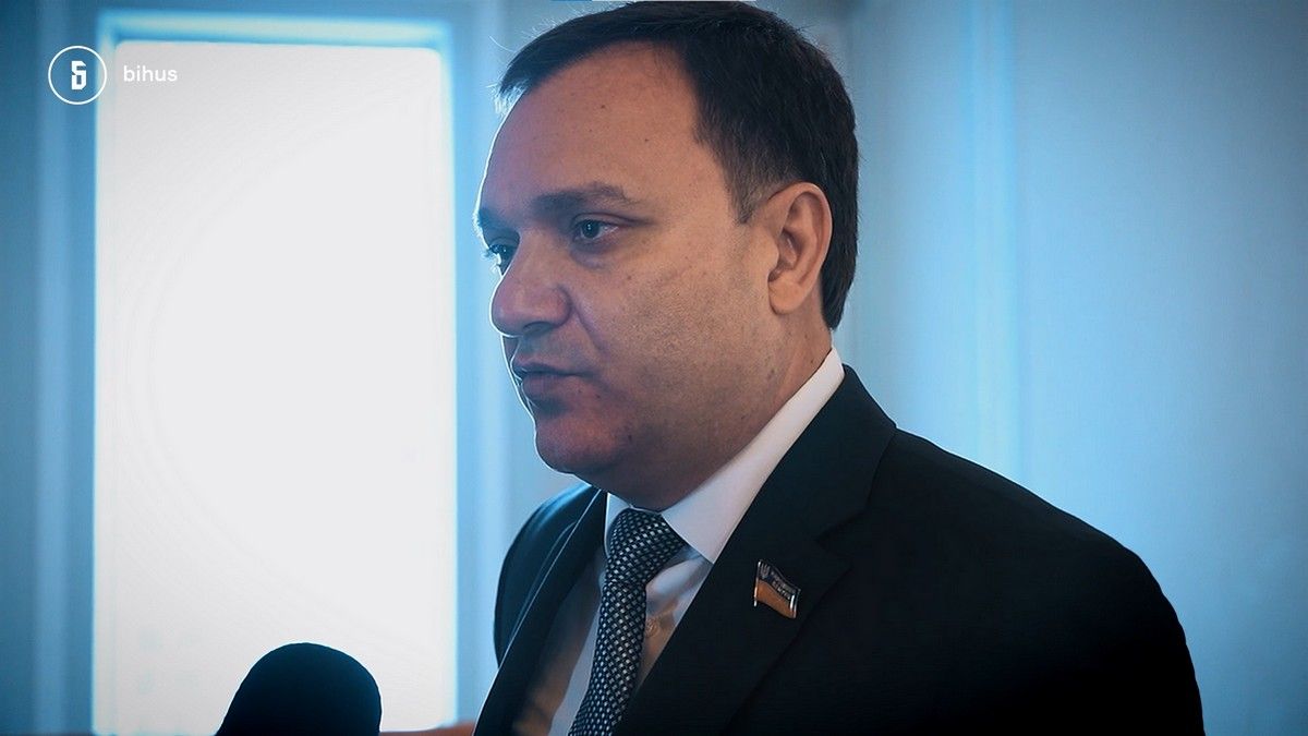 По стопах Ківи: Офіс Генпрокурора почав розслідування фальсифікацій у кандидатскій дисертації народного депутата від ОПЗЖ Віктора Чорного