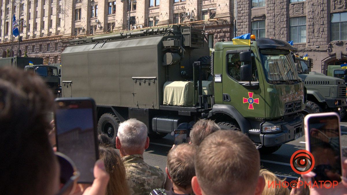 Парад військ до Дня Незалежності України очима журналістів, яких туди не пустили