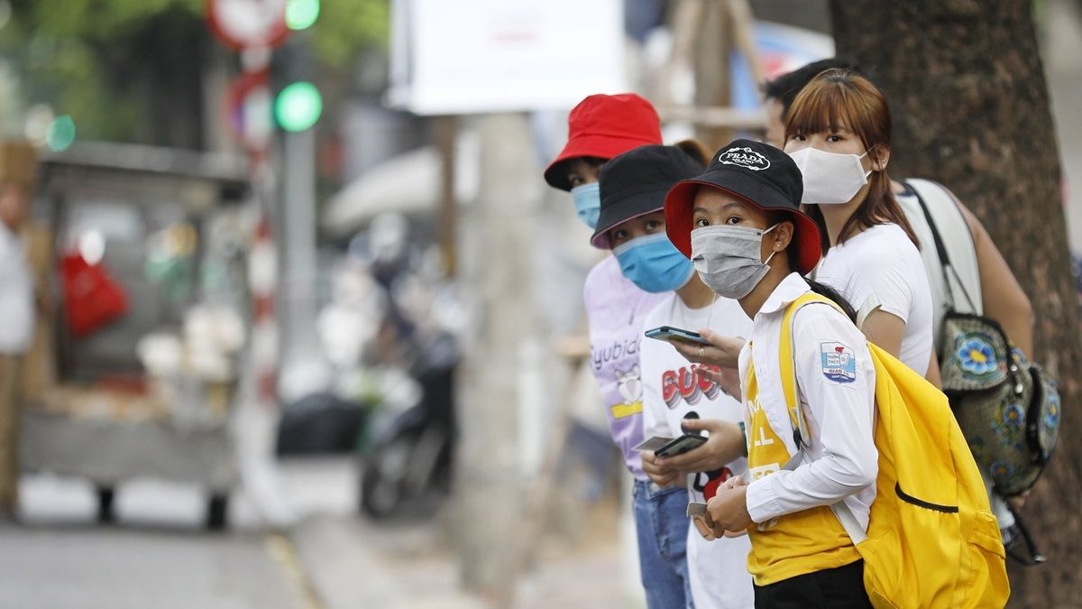 Во Вьетнаме мужчина заразил восемь человек коронавирусом: ему дали пять лет тюрьмы