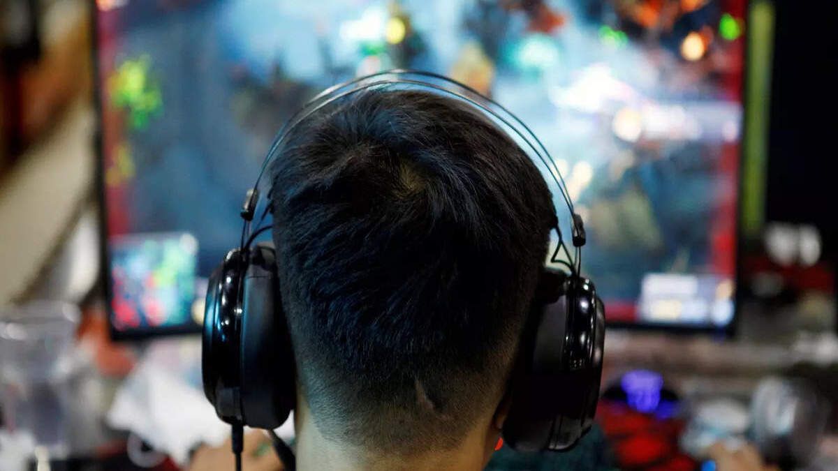 Китайська влада вимагає від ігрових компаній зменшити кількість «жінкоподібних» чоловіків у своїх проектах