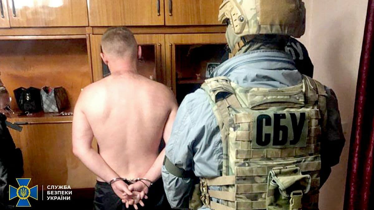 СБУ задержала "криминального авторитета" из РФ, которого разыскивает Интерпол