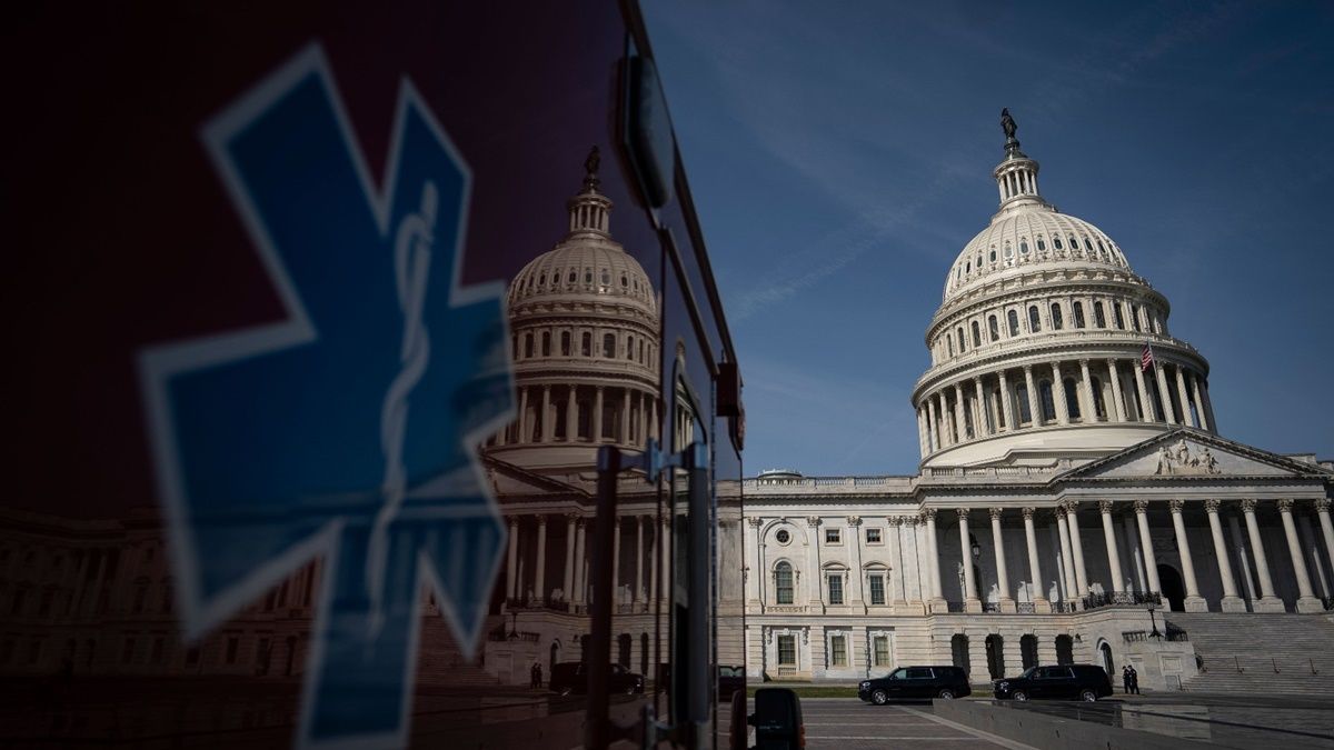 США откроет границы для вакцинированных туристов