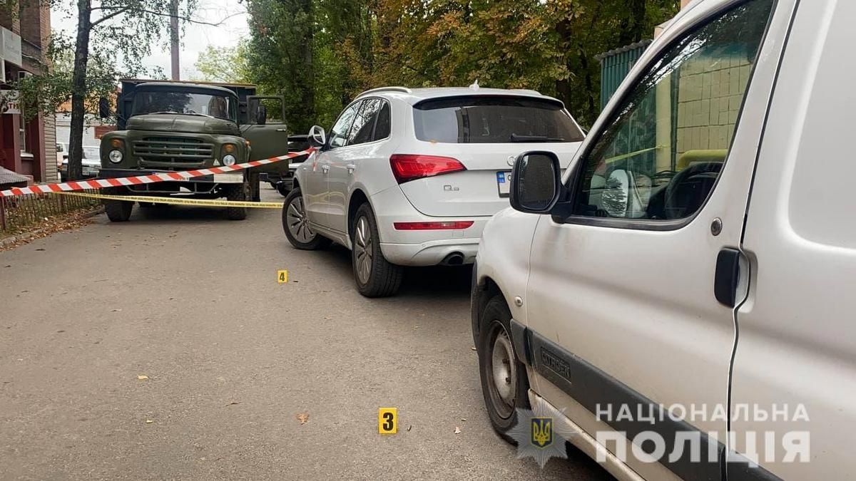 В Черкассах возле кафе застрелили бизнесмена. В области ввели план «Сирена»