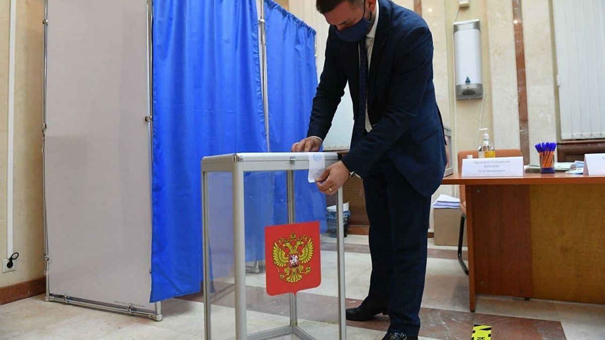Явку жителів ОРДЛО та результати виборів до Держдуми "намалювали": СБУ перехопила докази