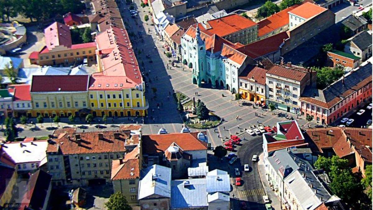 Автомобиль, велосипеды и самокаты: горсовет Мукачево разыграет призы среди COVID-вакцинированных