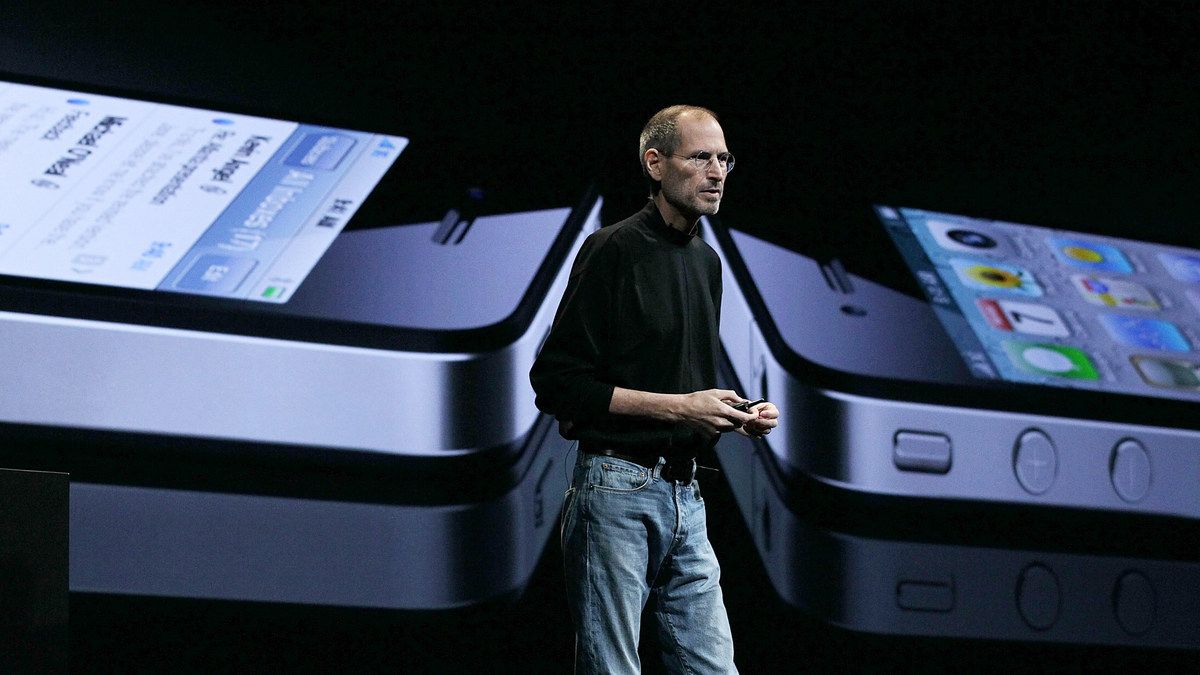 10 лет со дня смерти Стива Джобса: Apple вспоминает своего основателя