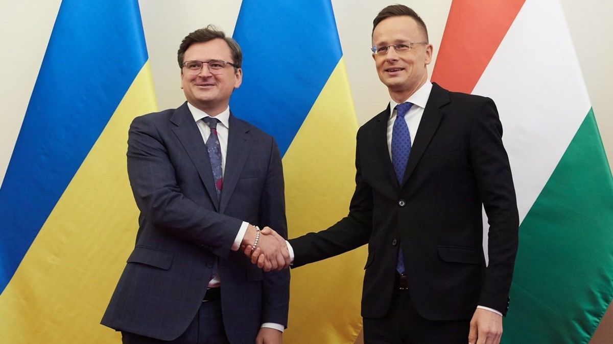 Кулеба: Украина готова к сложным переговорам с Венгрией
