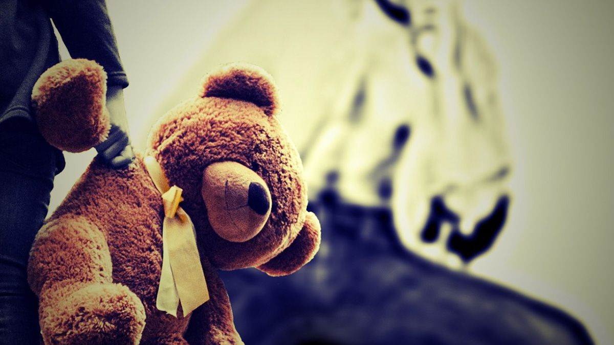В Ровенской области учитель танцев заставлял 10-летнюю ученицу присылать ему интимные фото