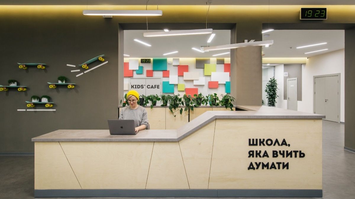 Сколько в Украине частных школ