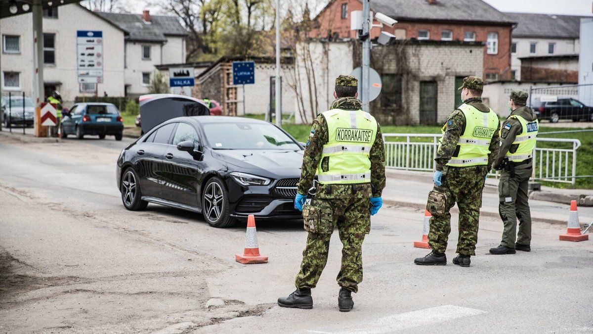 В Латвии готовятся к жёсткому локдауну с комендантским часом и другими ограничениями