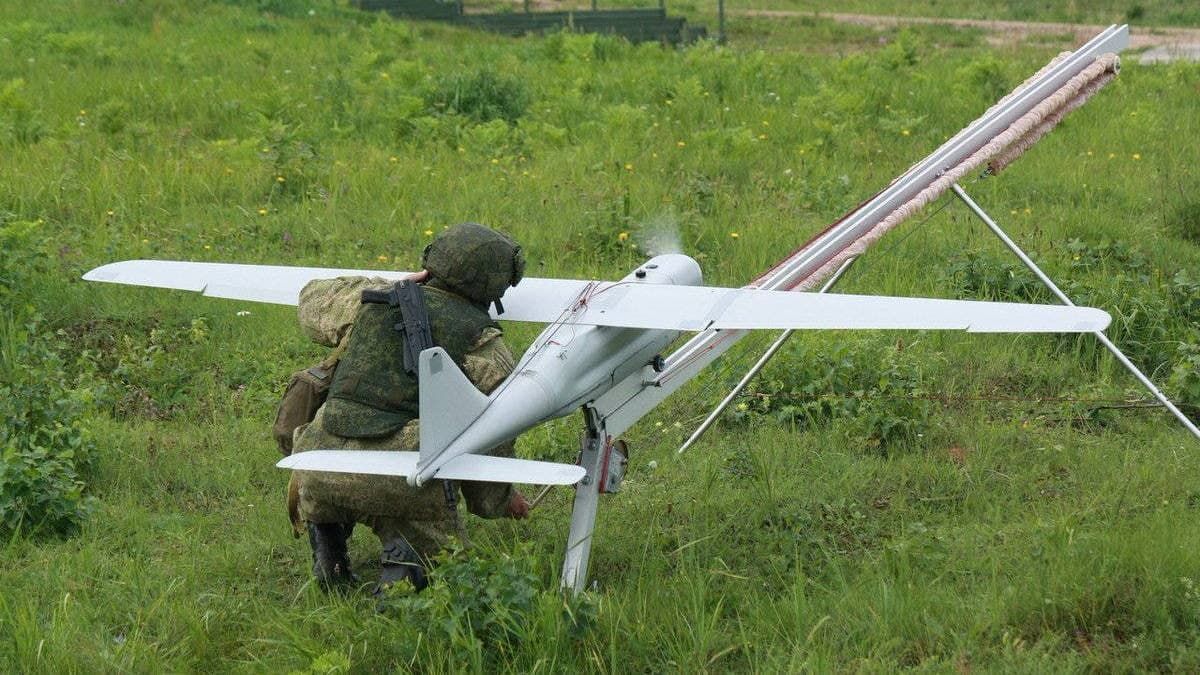 Оккупанты на Донбассе ранили украинского военного и применили разведывательный беспилотник