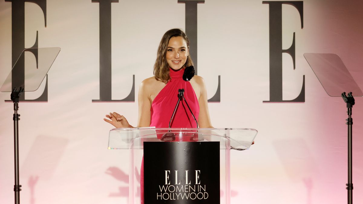 Актриса Галь Гадот исполнит роль Злой королевы в экранизации «Белоснежки» от Disney