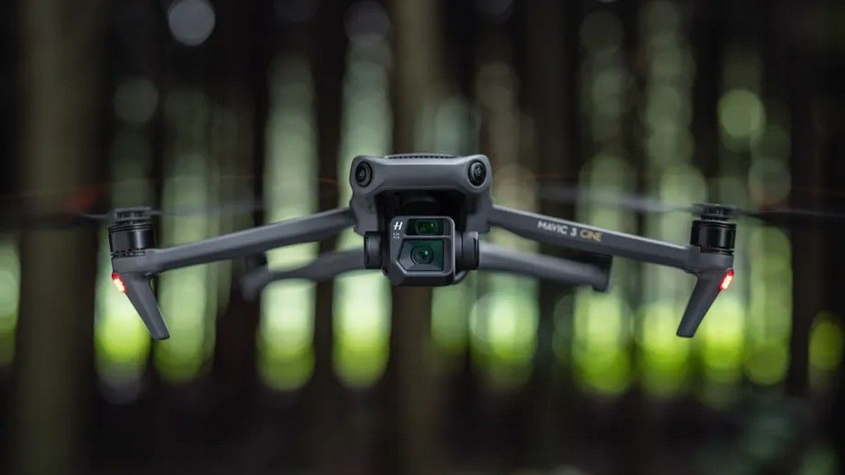DJI представила дроны Mavic 3 и Mavic 3 Cine
