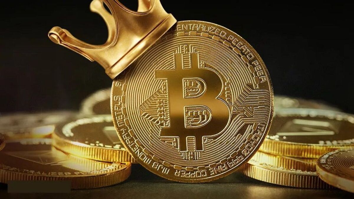 Ethereum побила рекорд стоимости, а цена Bitcoin приблизилась к историческому максимуму
