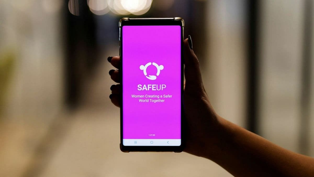 В Україні запрацював додаток SafeUp для захисту жінок: як ним користуватися