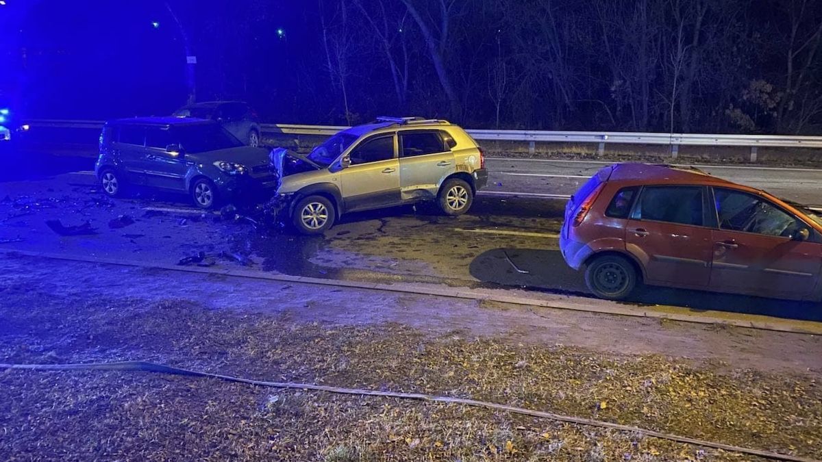 У Києві п'яний водій влаштував масову ДТП: є постраждалі