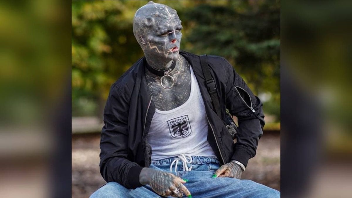 Француз відрізав собі пальці, щоб стати схожим на інопланетянина