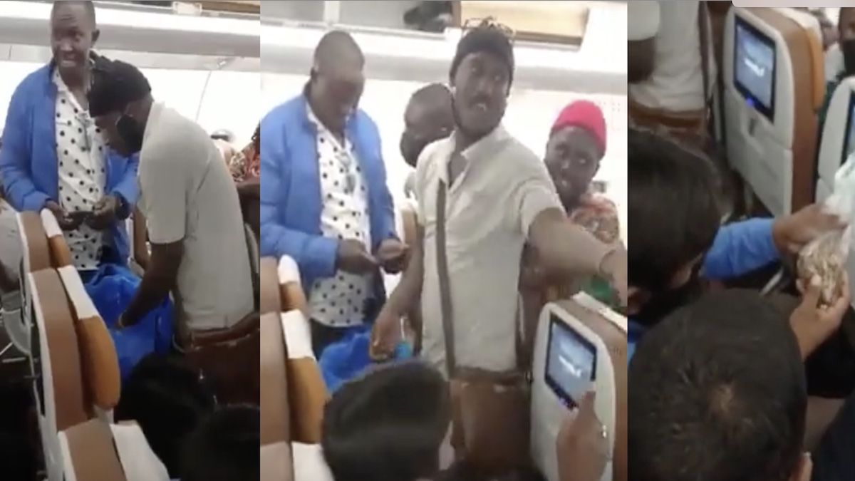 На борті літака Uganda Airlines пасажирам продавали смажених коників: двох продавців вже заарештували