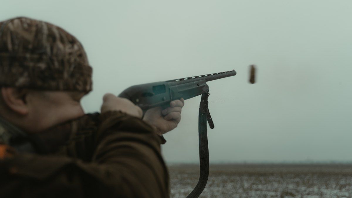 Цілився в качку, а влучив у дитину: на Херсонщині чоловік вистрілив в обличчя своєму племінникові