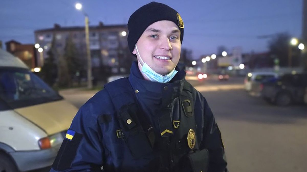 Зламані долі та робота над собою: Нацгвардієць із Кропивницького розповів, як він охороняє своє рідне місто