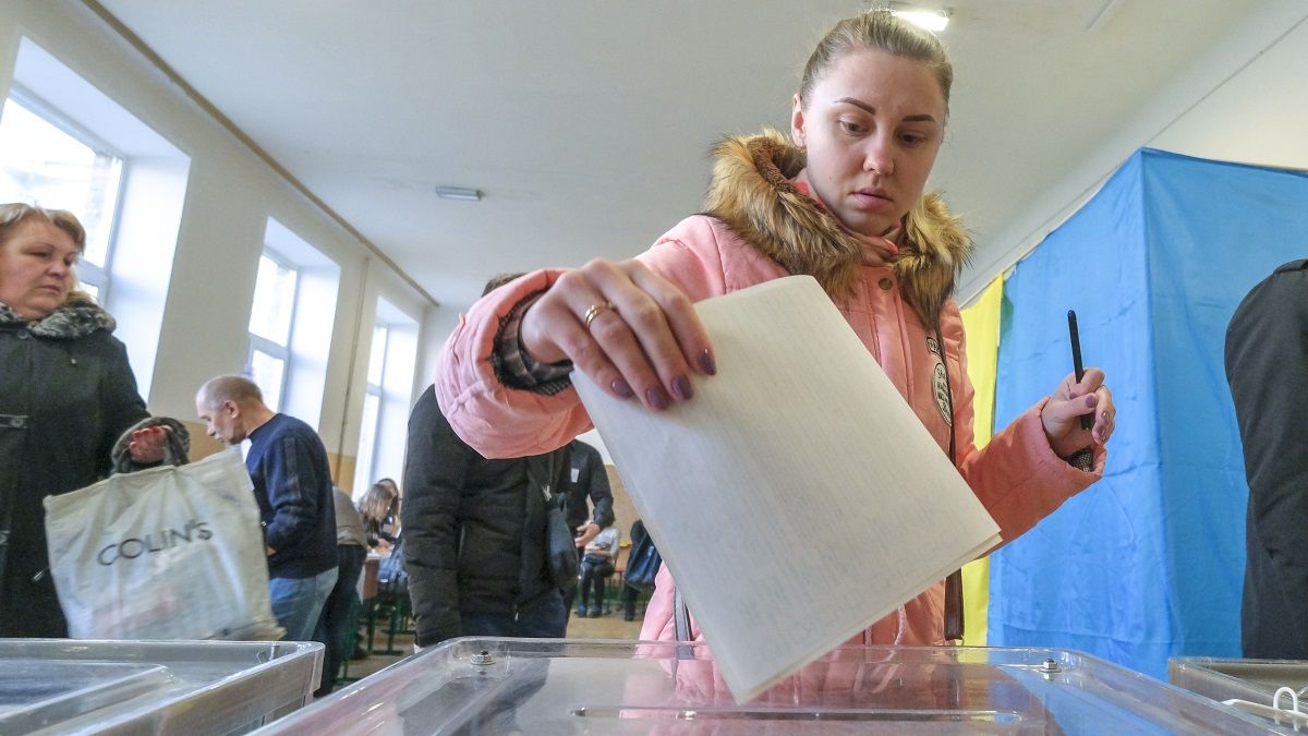Маленькие «Слуги народа»: в Верховной Раде хотят дать 16-летним право избираться в мэры и депутаты
