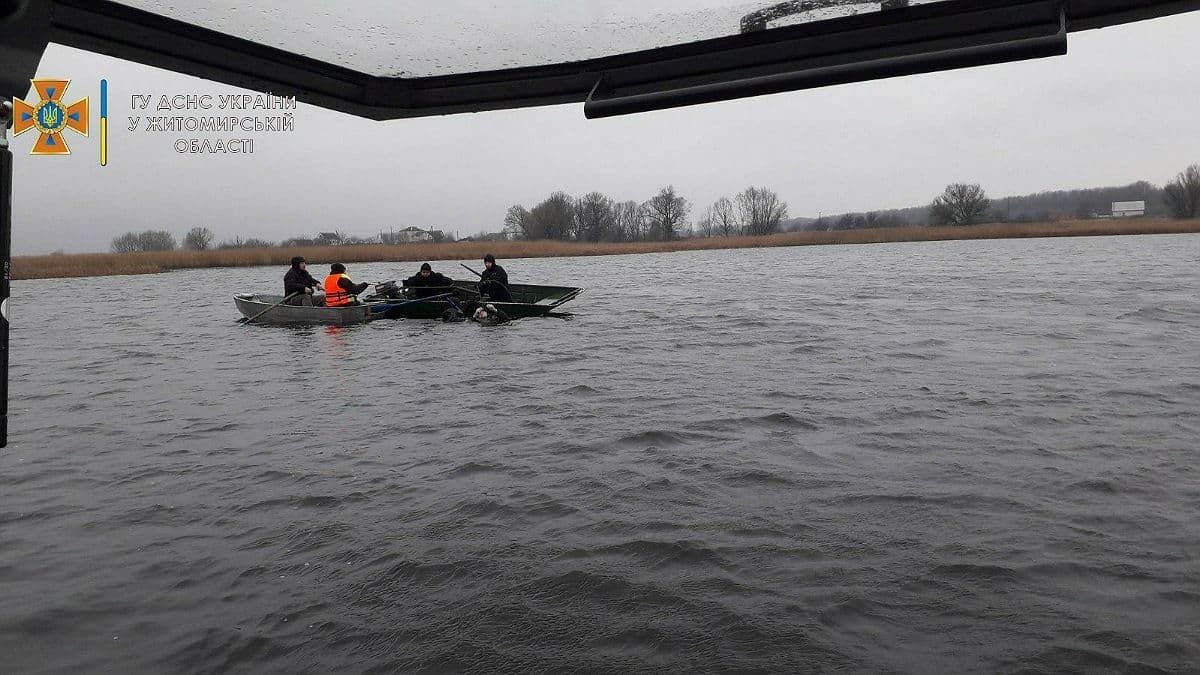 У Житомирській області знайшли тіло жінки, яка пішла з чоловіком на рибалку