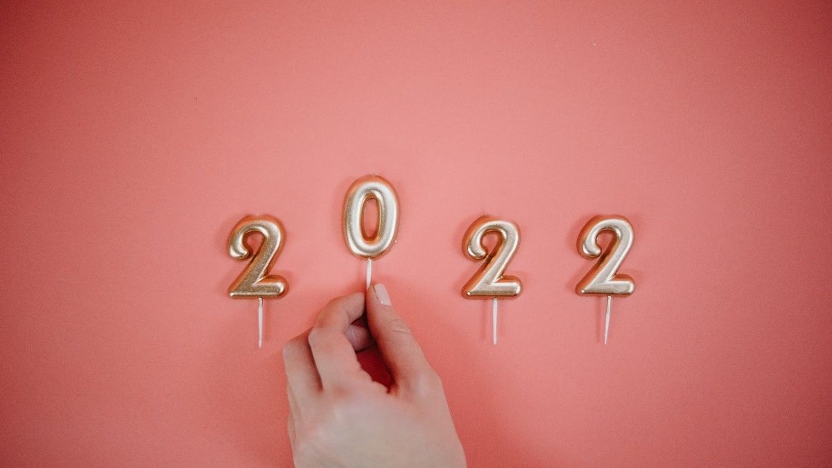 Чего украинцы ожидают от 2022 года: опрос