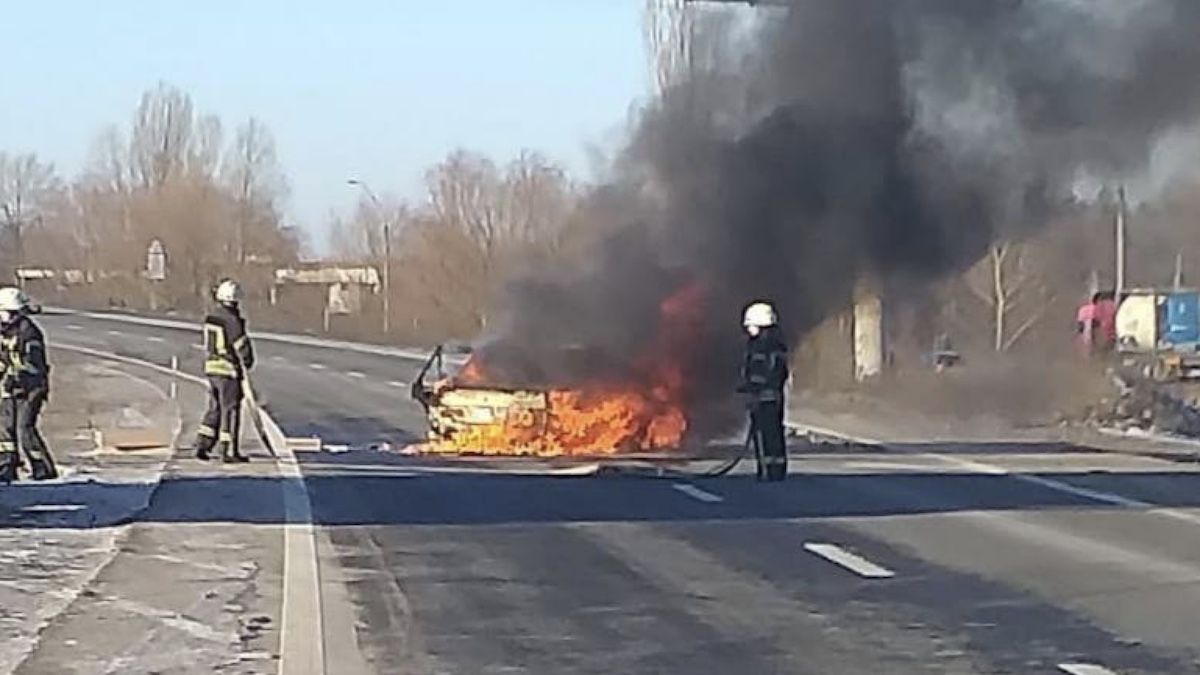 Під Києвом сім'я потрапила у страшну аварію із пожежею