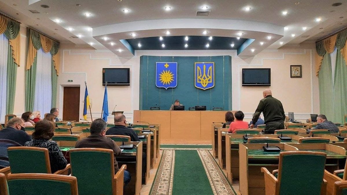 Мер Кам'янця-Подільського хоче розпустити міськраду: причина