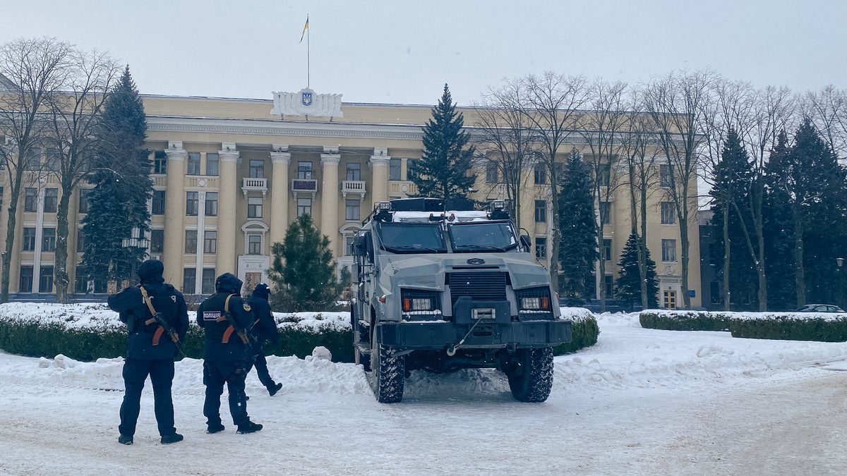 Расстрел военнослужащих на ЮМЗ в Днепре: что известно о состоянии выживших