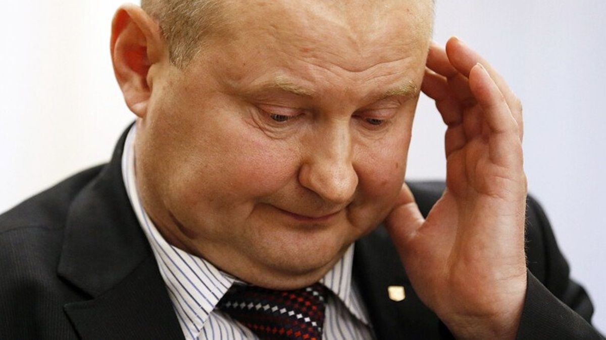 700 тисяч або СІЗО: екссуддю Чауса хочуть відправити за ґрати