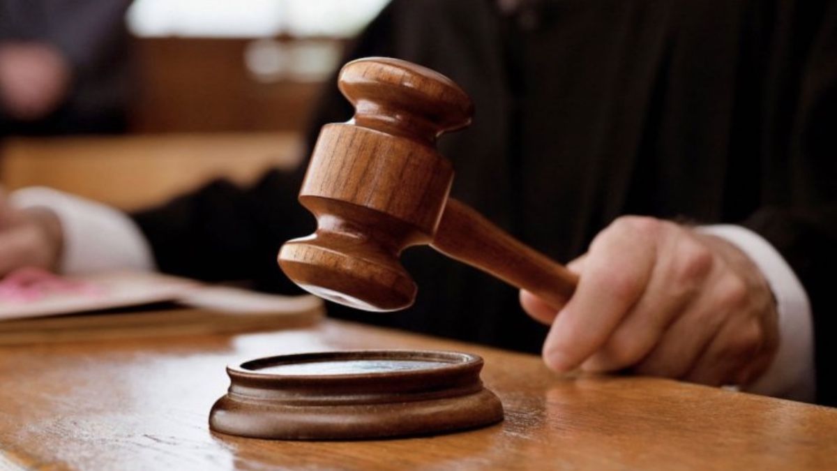 Суддя в Києві закликав підтримати «руський мір»: чому його неможливо арештувати