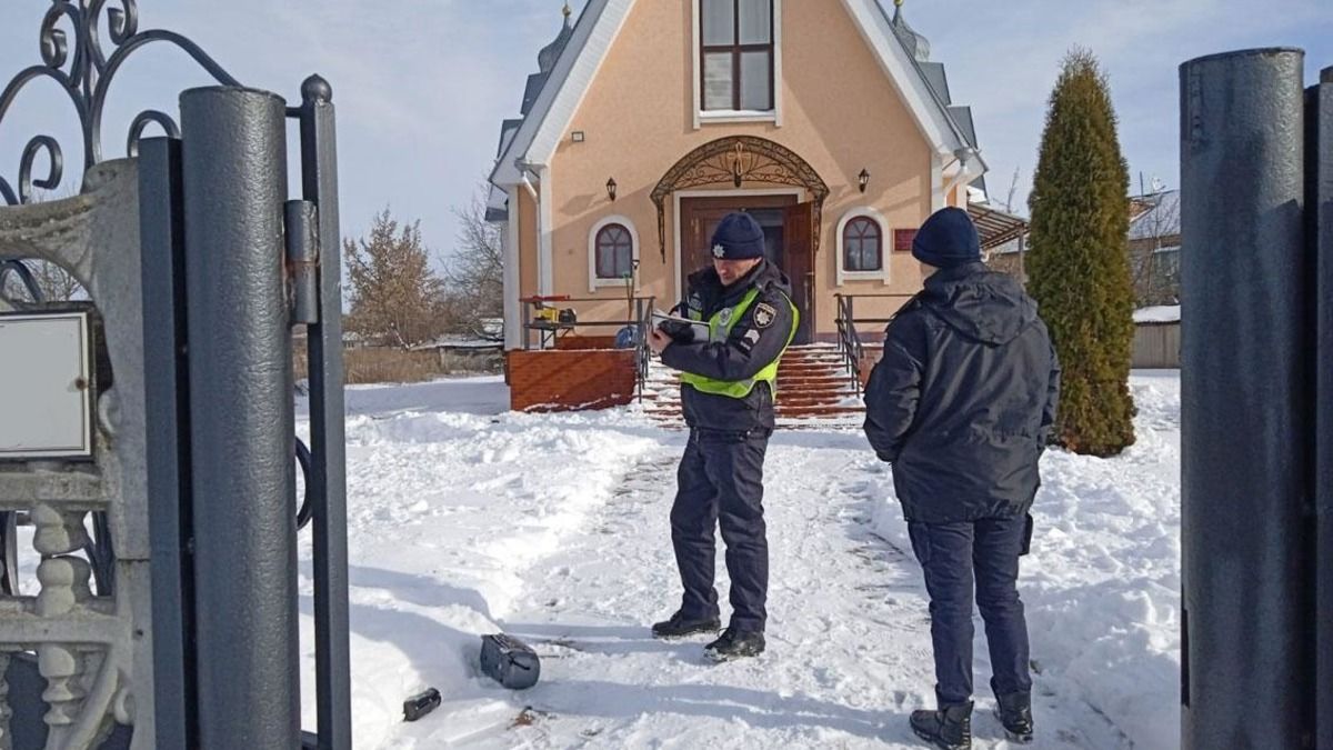 В Черниговской области мужчина украл деньги из ящика для пожертвований в церкви