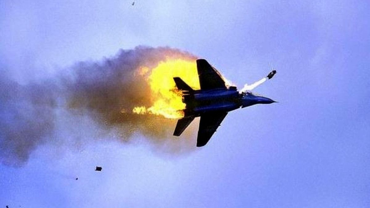 В Чёрном море корабль РФ сбил свой же самолёт