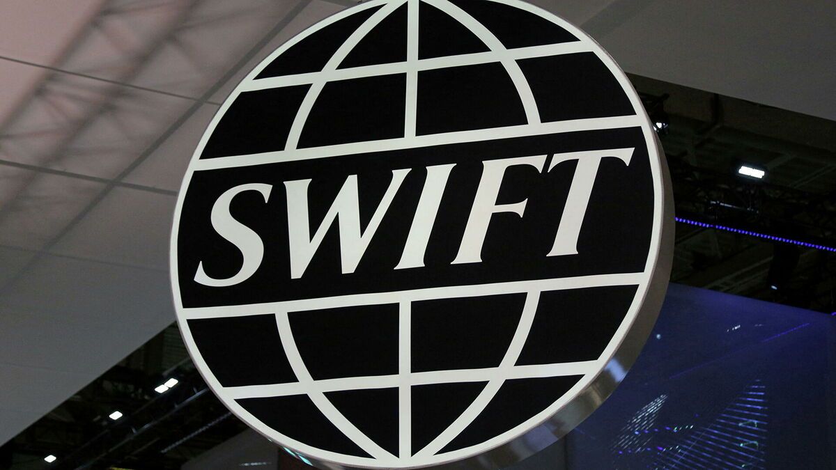 Банки России отключат от Swift