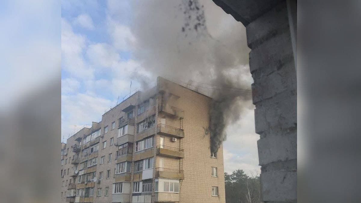 В Буче снаряд оккупантов попал в жилой дом