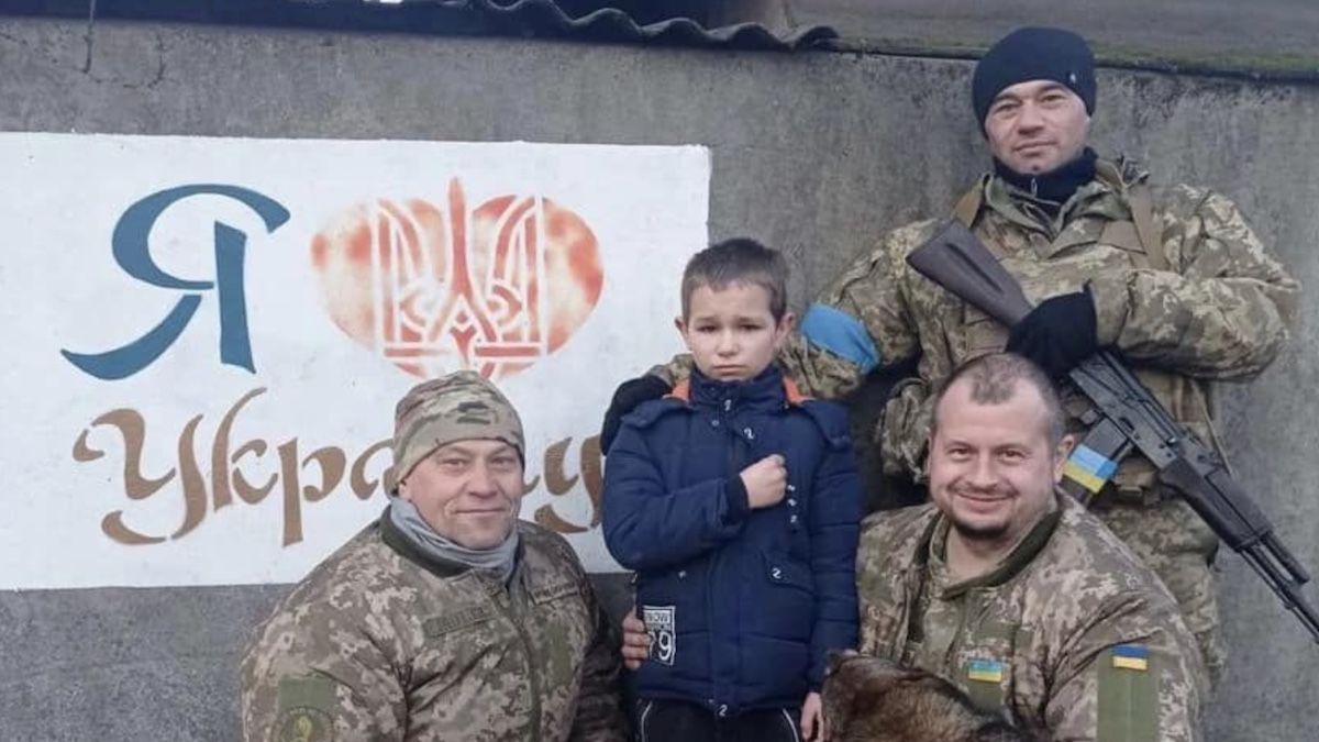 У Борисполі 11-річний хлопчик записався у добровольці захищати Україну