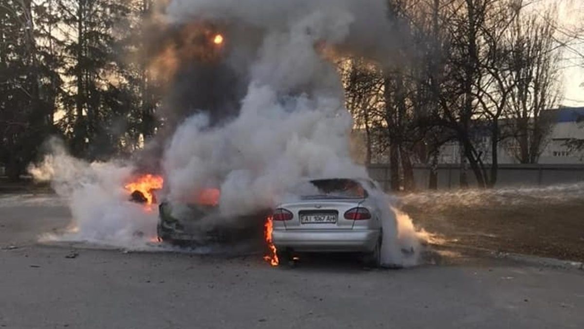 Под Черниговом на мине оккупантов взорвался автомобиль. Взрослые погибли, дети получили тяжёлые ранения, но спаслись