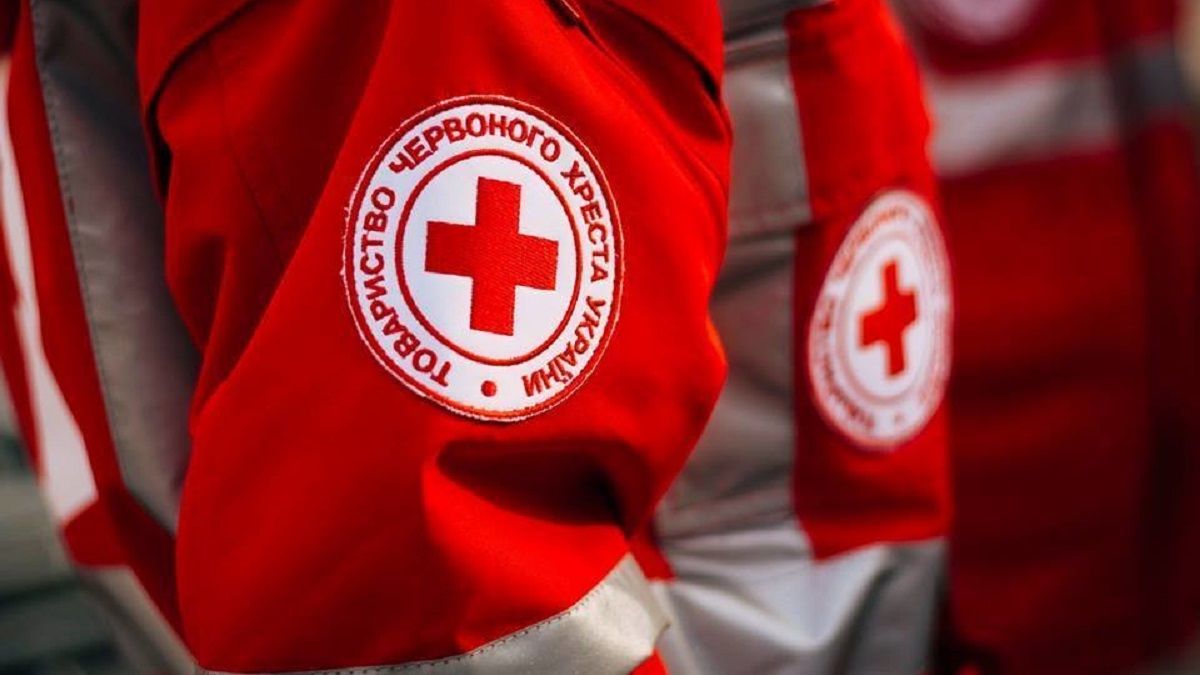 Від гуманітарних коридорів до центру порятунку українців у росії: що не так з нейтралітетом Червоного Хреста