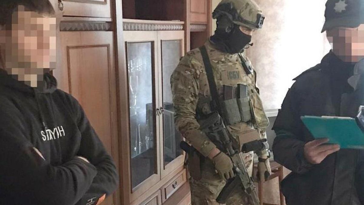 Передавав дані про ЗСУ та супроводжував ворожу техніку: у Сумській області за держзраду затримали 25-річного хлопця