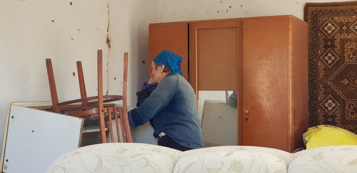 «Страх за життя, страх за сім'ю, страх за свій будинок», ― жителі Комишувахи розповіли про день, коли прилетіли 18 ракет за годину