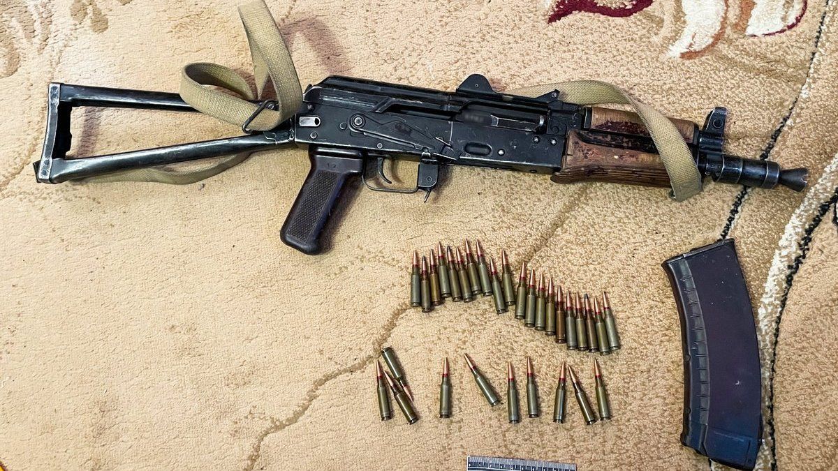 На Миколаївщині чоловік забрав з місця боїв з окупантами автомат, патрони та гранату