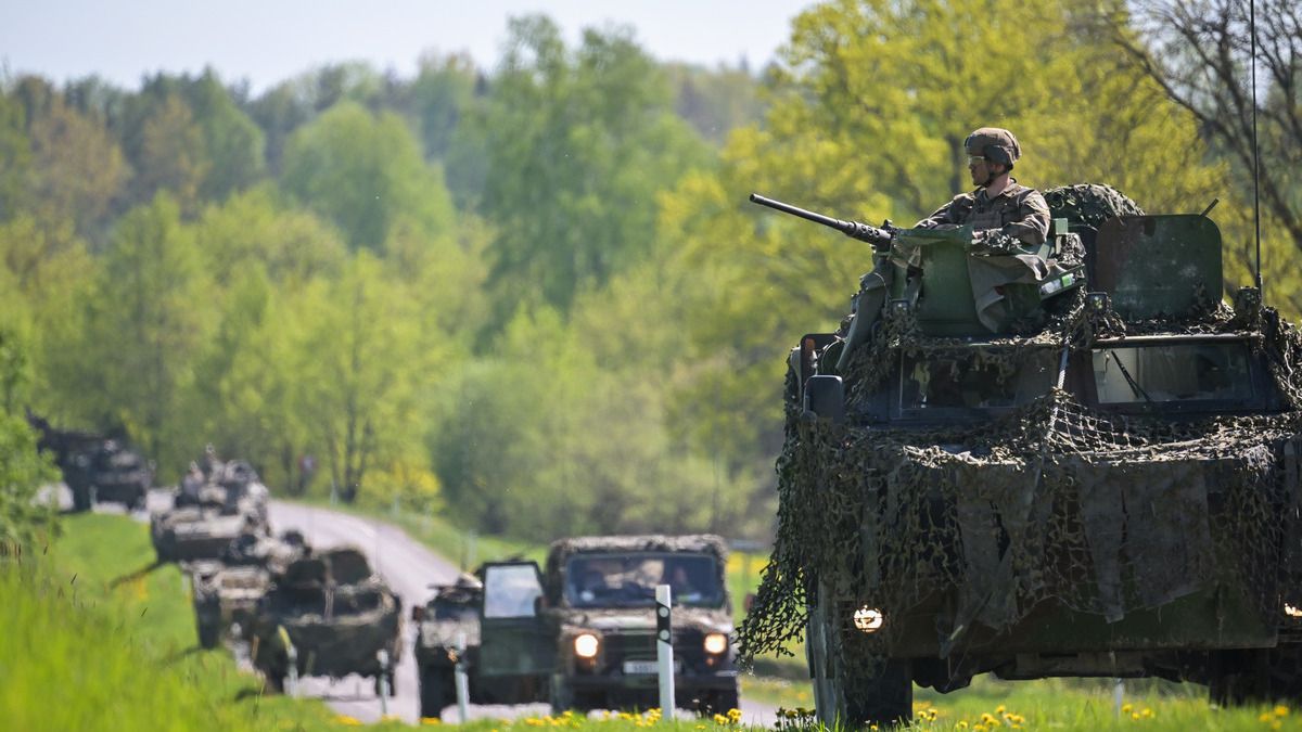 ВСУ уничтожили 30 500 оккупантов, 515 беспилотников и 649 артиллерийских систем