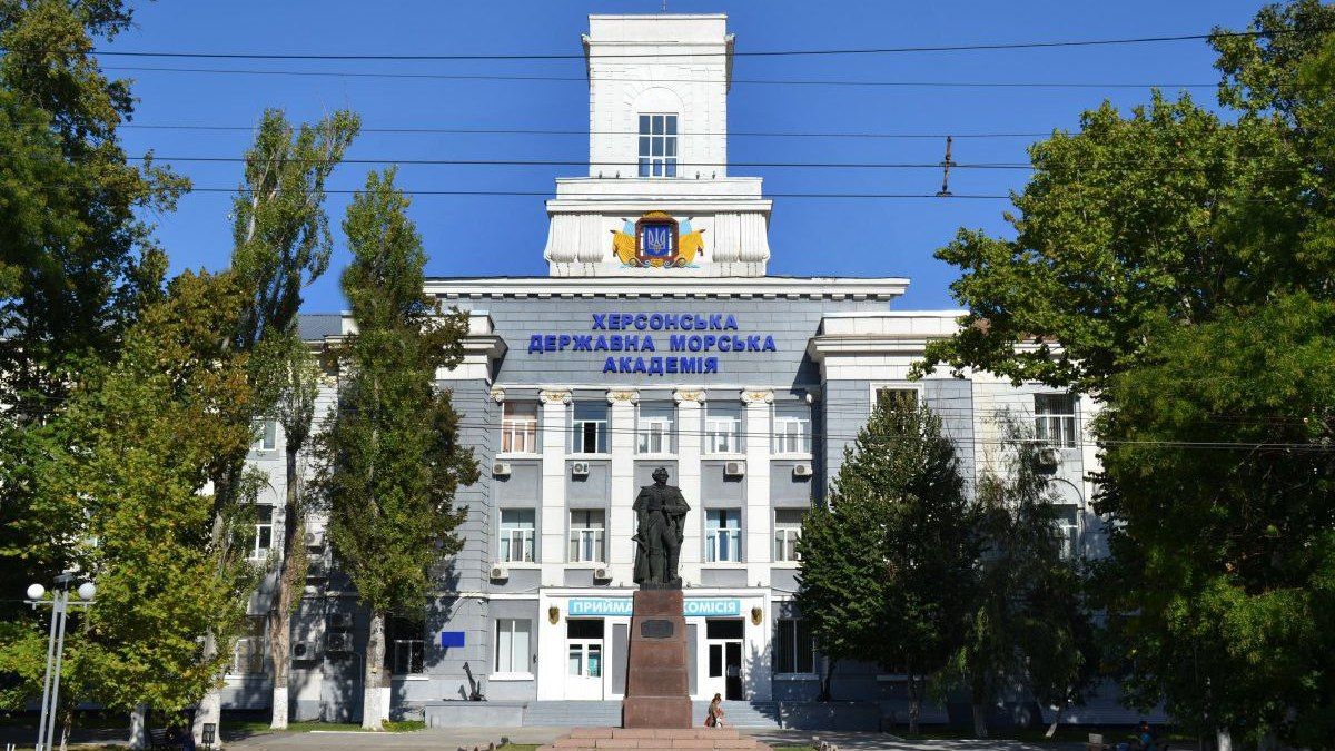 Захват оккупантами херсонских вузов продолжается. Новая жертва – морская академия