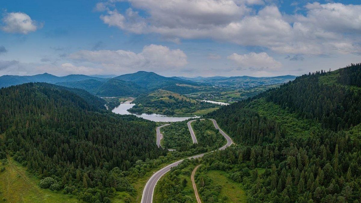 Куди під час війни їдуть українці, щоб відпочити