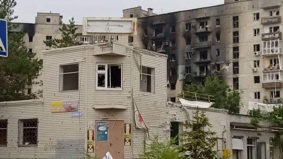 Оккупанты приближаются к Лисичанску, в Северодонецке продолжаются бои: ситуация в Луганской области