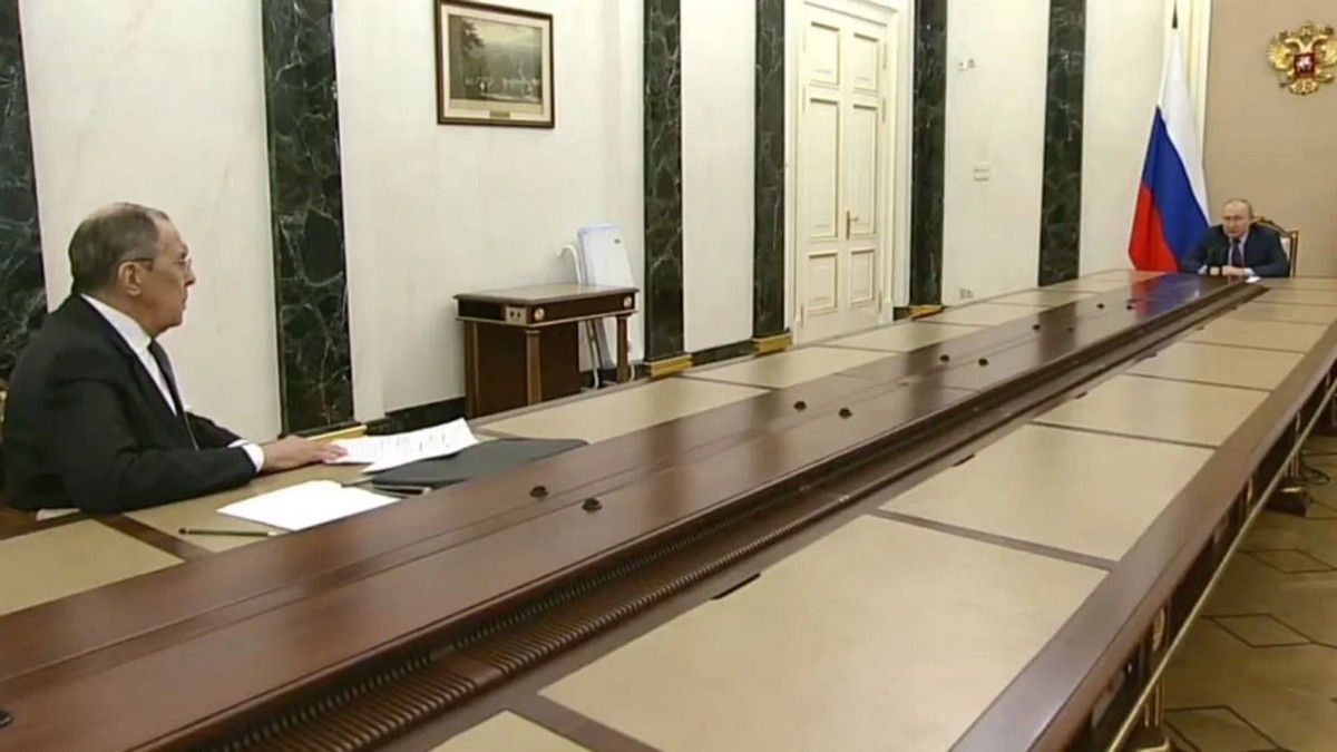 Почему Украина не может возбудить дела против путина, мишустина и лаврова