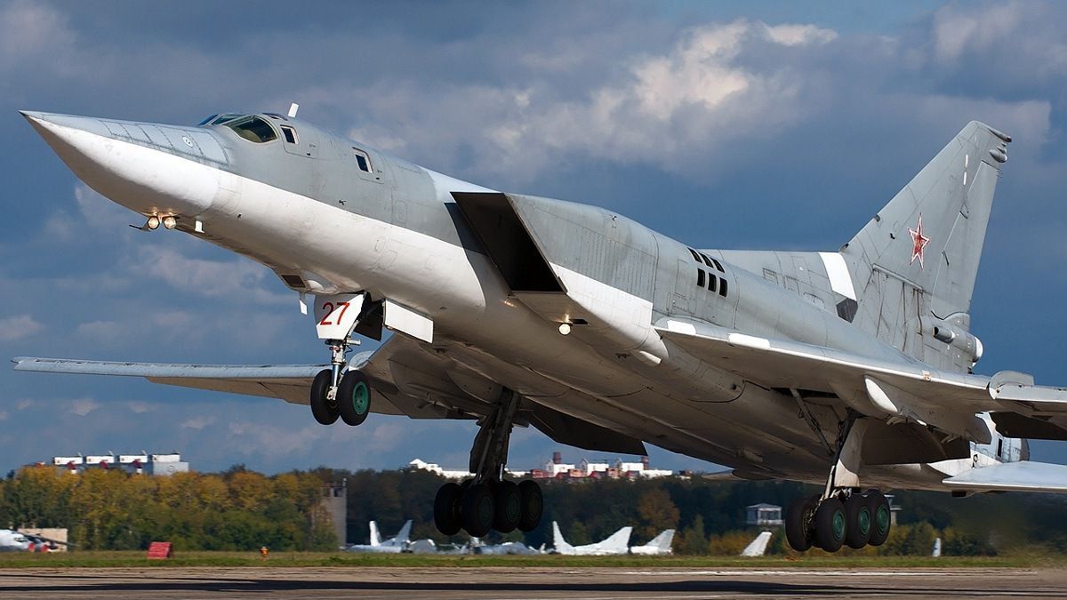 Украину ночью обстреливали шесть самолётов Ту-22М3 с территории Беларуси – разведка