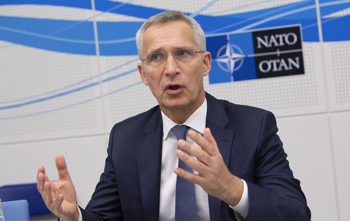 Столтенберг Западу: «Украинцы платят жизнями, так что вы должны прекратить жаловаться»